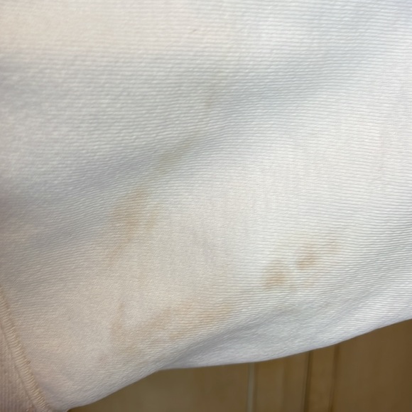 Smithsonian sweatshirt recycle - Picture 4 of 5